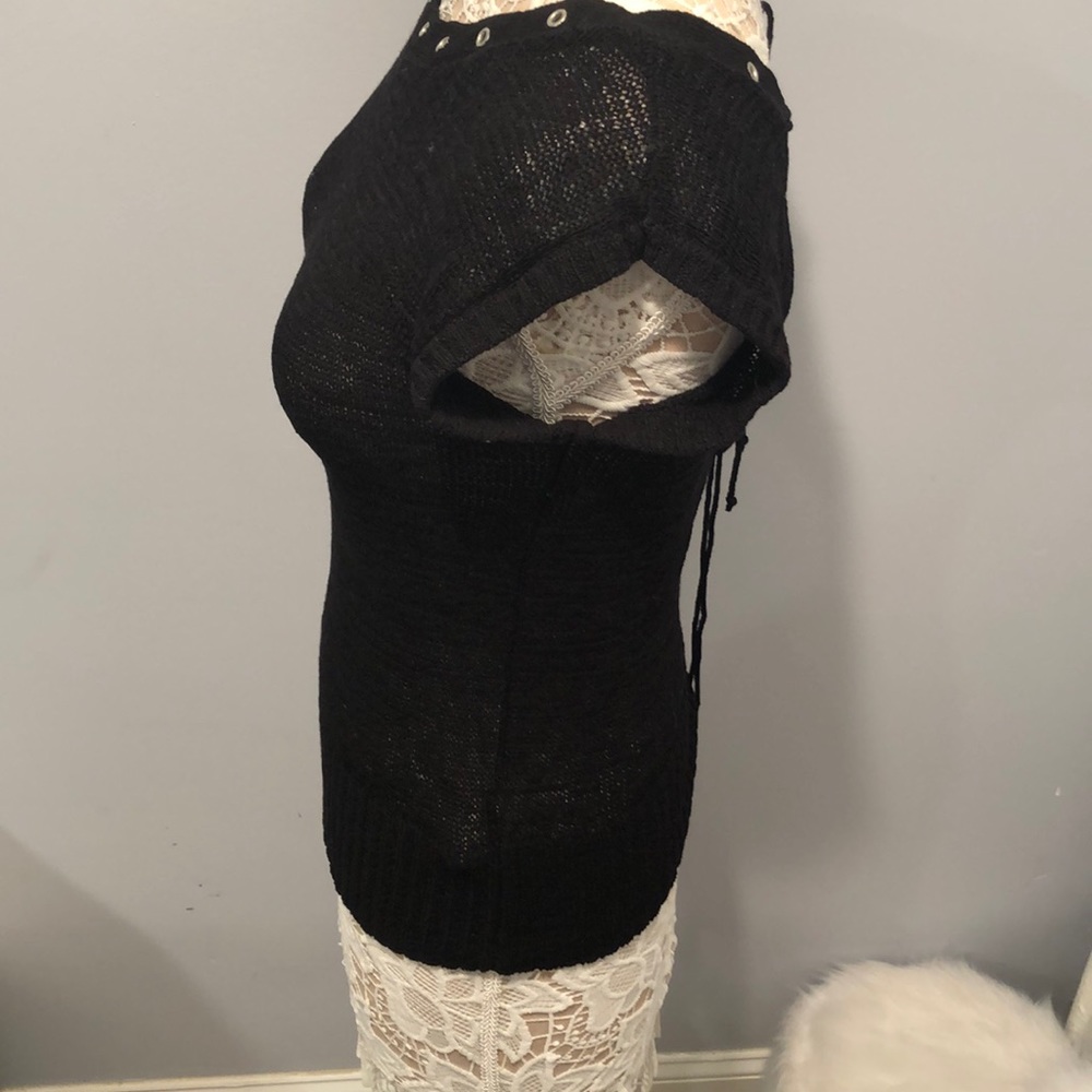 H&M Knit Top - Picture 3 of 6
